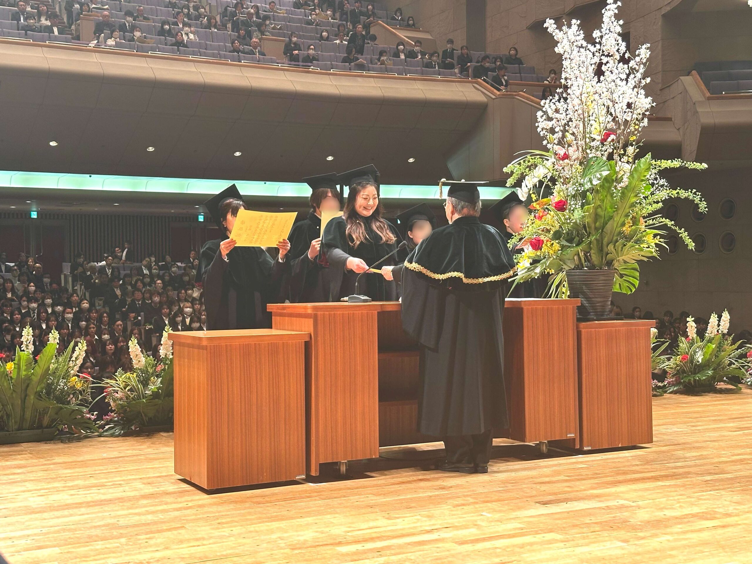 修了おめでとうございます～大学院の学位記授与式が行われました～